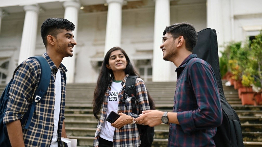 TOEFL-Sprechen mit Sprechen an der Universität verbinden